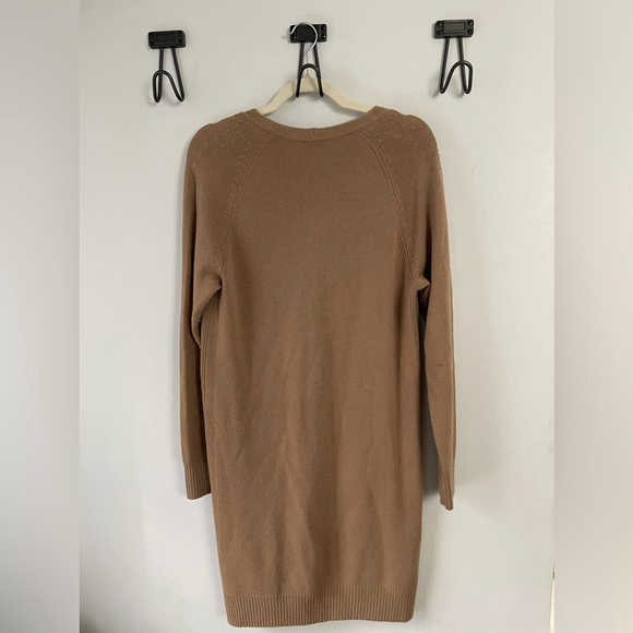 Vince., Small, camel color wool and cashmere v-neck sweater dress, long sleeve - Picture 5 of 7